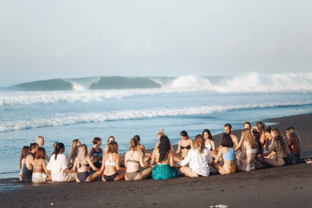 200 hour yoga teacher training retreats